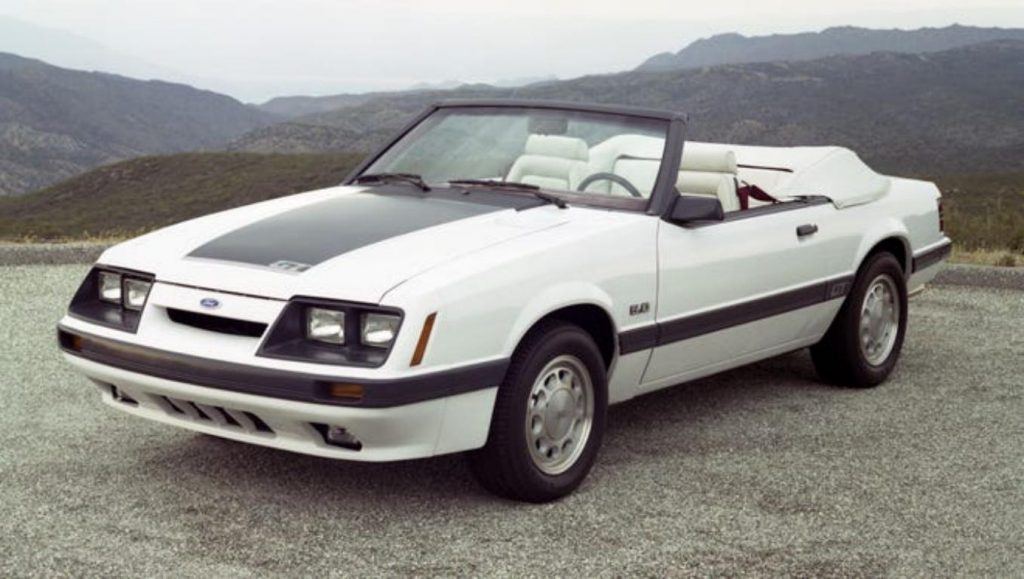 Ford Mustang 1985 (GT Convertible)